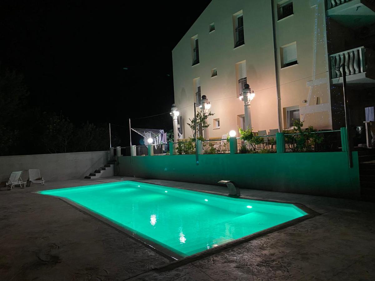 Apartmani Ivan V RELAX Vodice Buitenkant foto