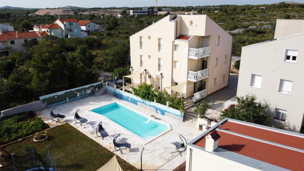 Apartmani Ivan V RELAX Vodice Buitenkant foto