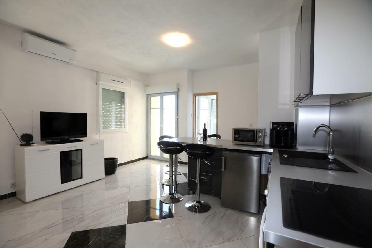 Apartmani Ivan V RELAX Vodice Buitenkant foto