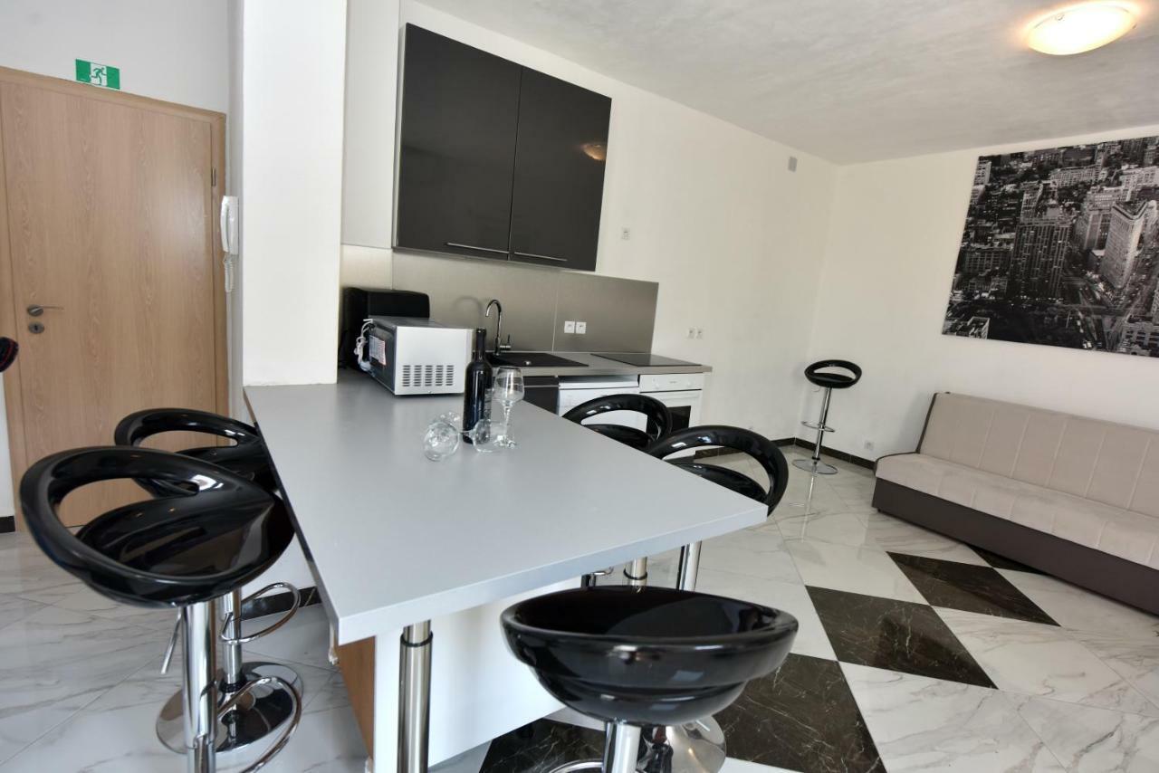 Apartmani Ivan V RELAX Vodice Buitenkant foto
