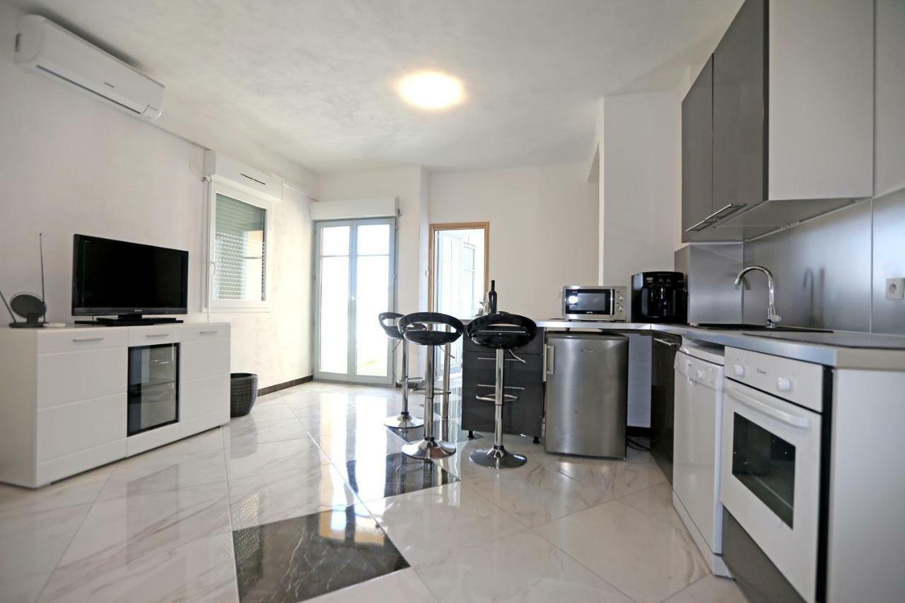 Apartmani Ivan V RELAX Vodice Buitenkant foto