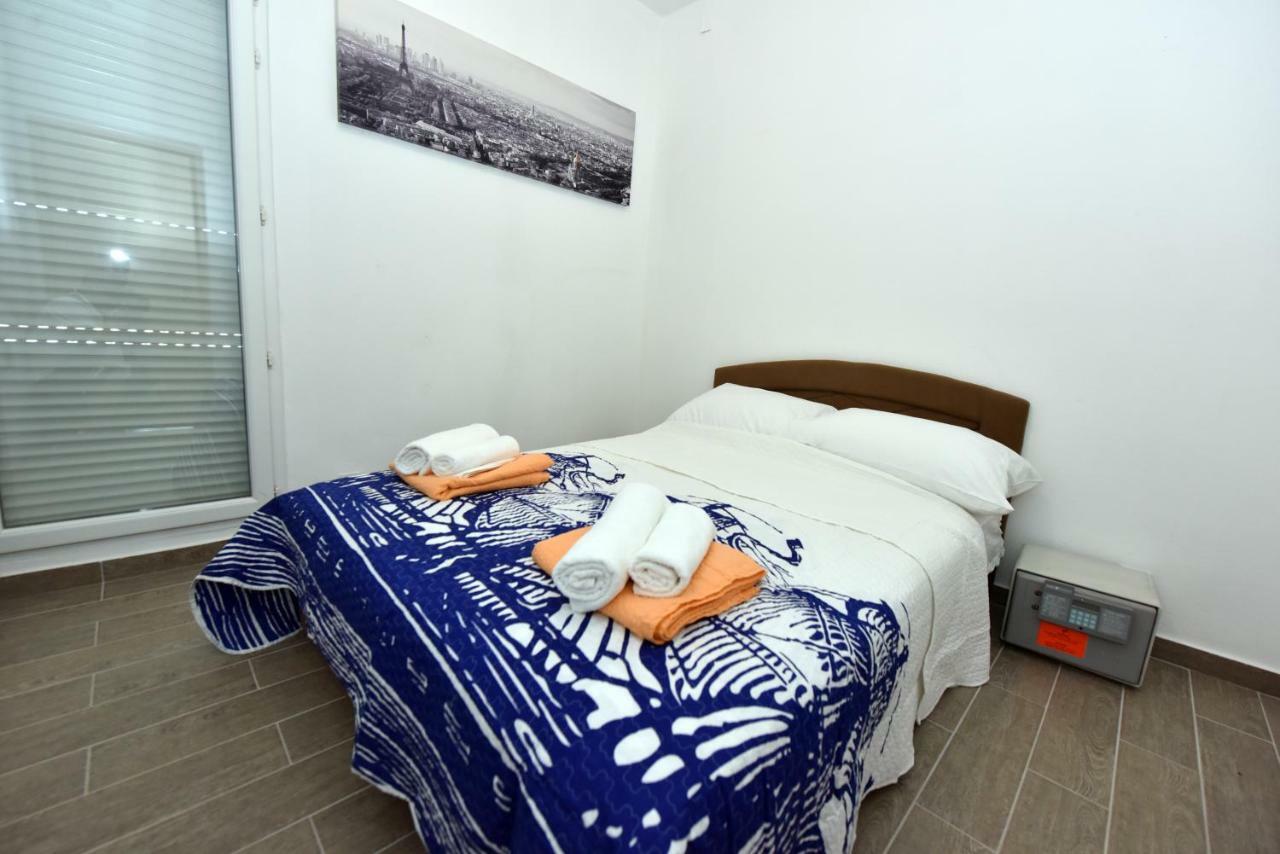 Apartmani Ivan V RELAX Vodice Buitenkant foto