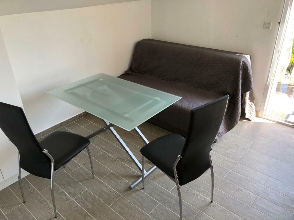 Apartmani Ivan V RELAX Vodice Buitenkant foto