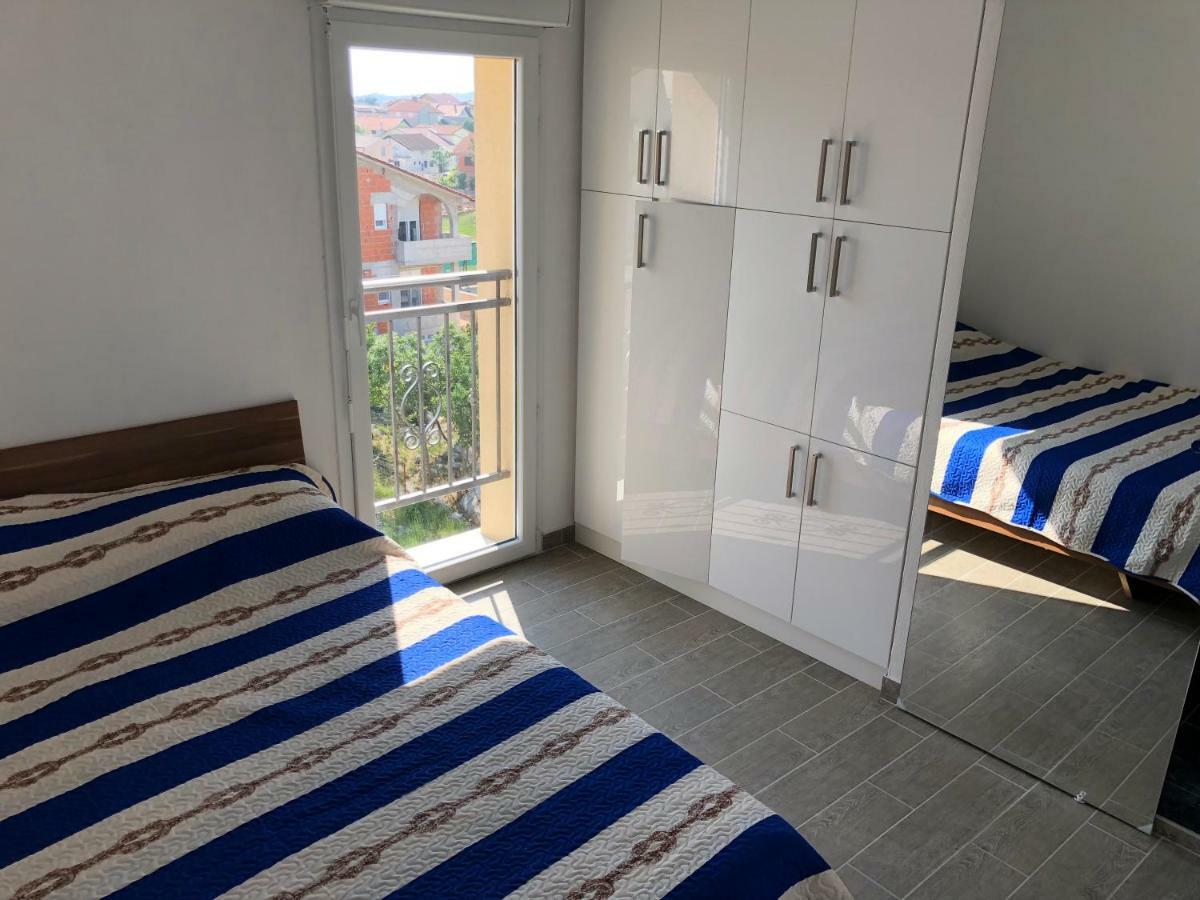 Apartmani Ivan V RELAX Vodice Buitenkant foto